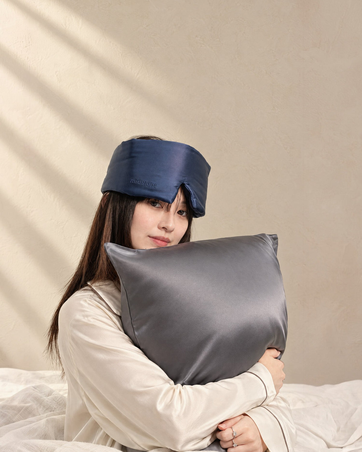 Deep Sleep eye mask in Midnight Blue