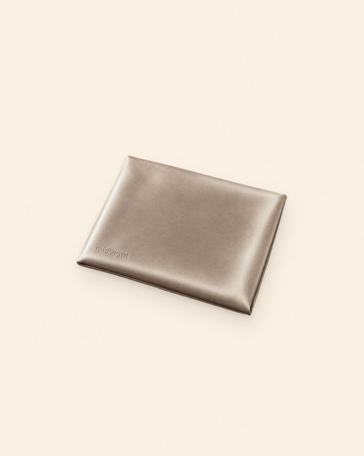 Dream Luxe pillowcase in Champagne