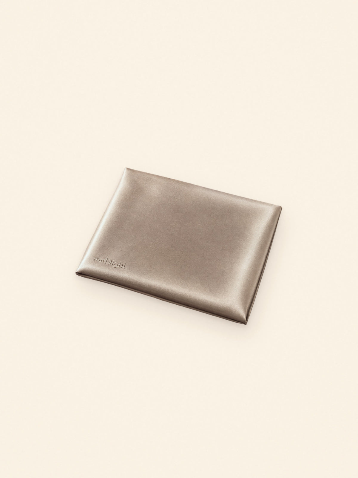 Dream Luxe pillowcase in Champagne